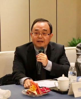湖北省侨联副主席、商会名誉会长、新特光电董事长陈义红